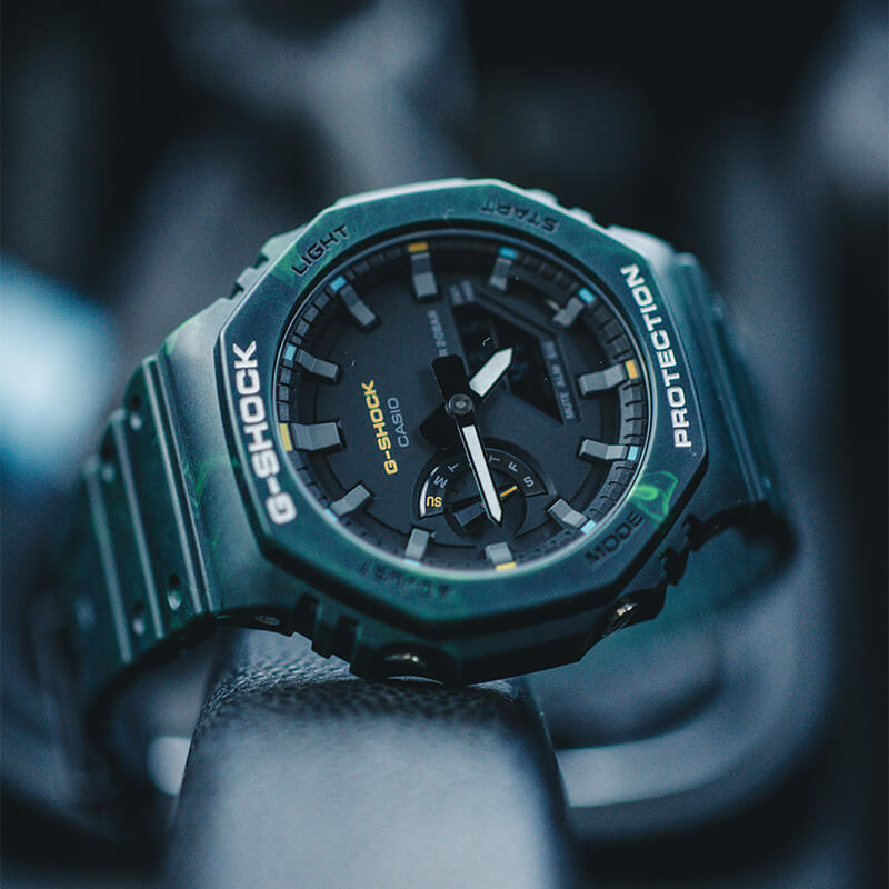 Reloj Digital-Análogo G-Shock Unisex GA-2100FR-3ADR Royal Oak