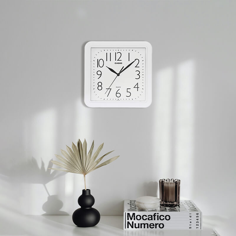 Reloj Mural Casio IQ-02S-7