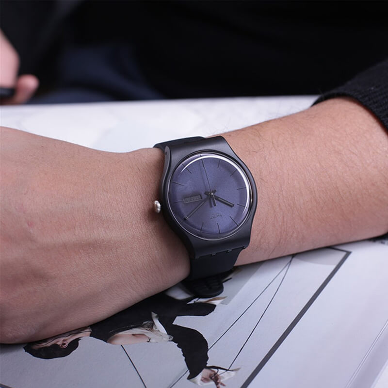 Reloj Análogo Swatch Unisex SUOB702