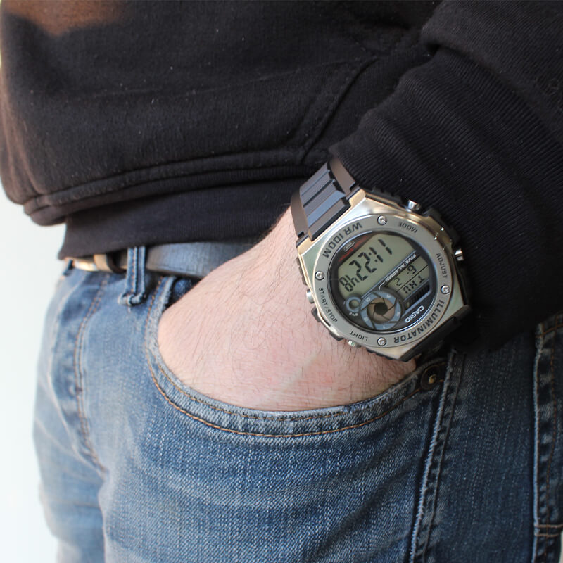 Reloj Casio Digital Hombre MWD-100H-1AV