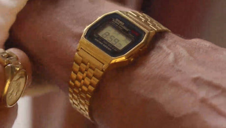 El Reloj de Zeus en la Serie Kaos: El Icono Retro Casio A-159WGEA-1