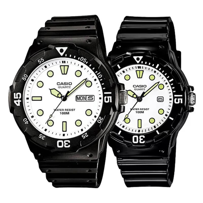 Pack Relojes Casio MRW y LRW – Estilo Deportivo en Blanco para Él y Ella