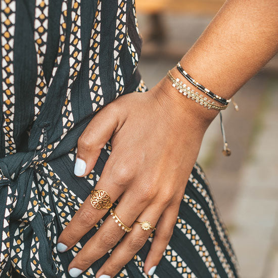 Pulsera Yanay con Mostacillas de Plata Bañadas en Oro